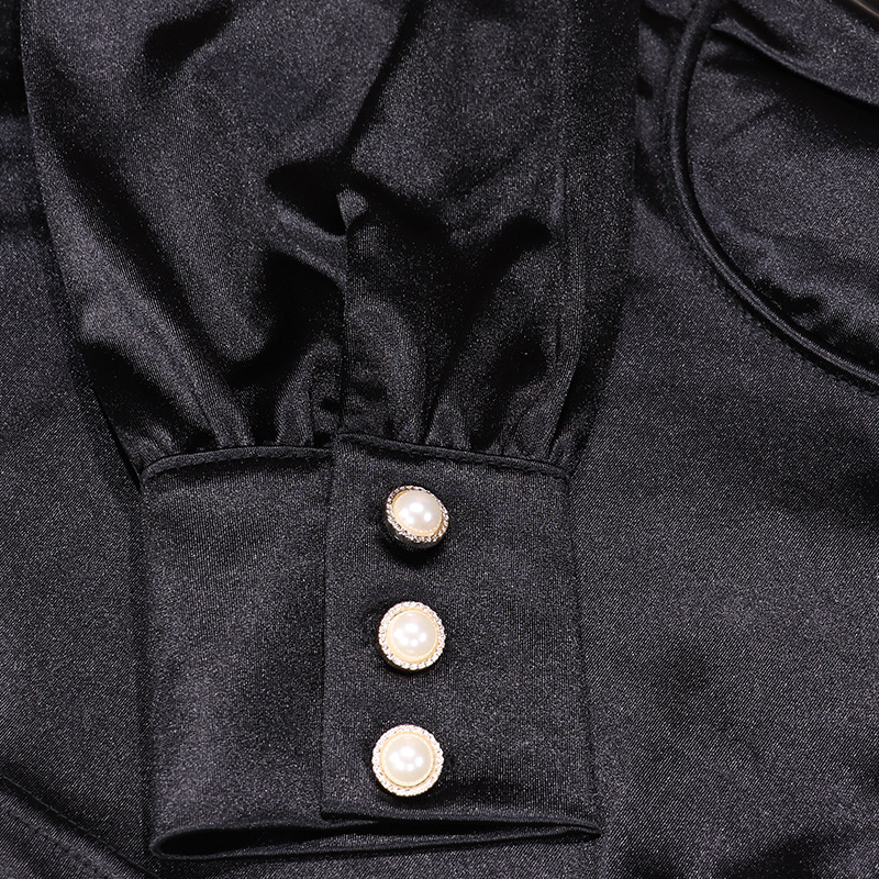 Women's Solid Color Chic Sexy Off-Shoulder Long Sleeve Satin Top