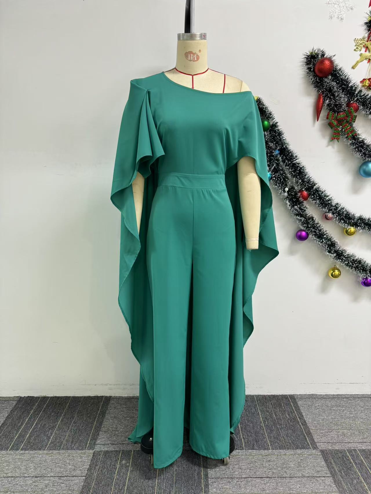 Women Solid Slash Shoulder Wide Leg Jumpsuit