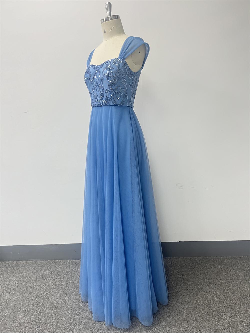 Women embroidered mesh v-neck backless evening dress