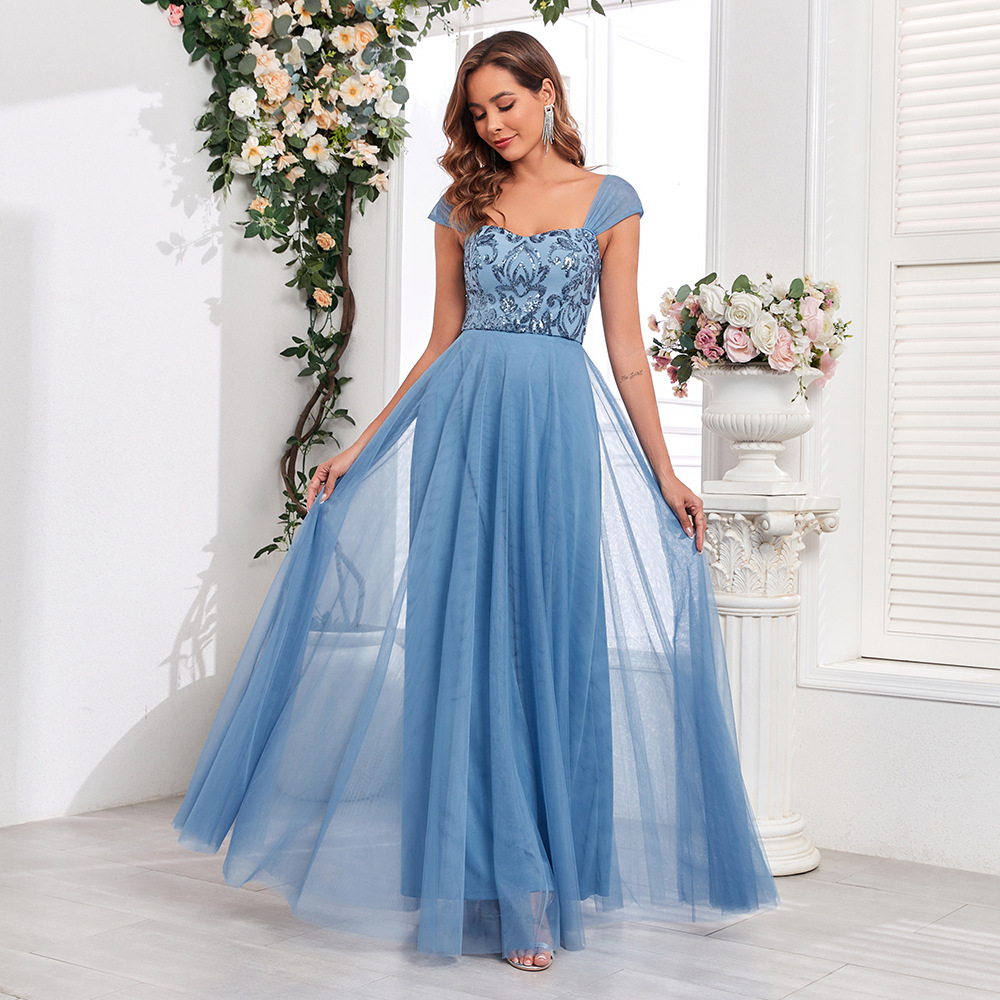 Women embroidered mesh v-neck backless evening dress