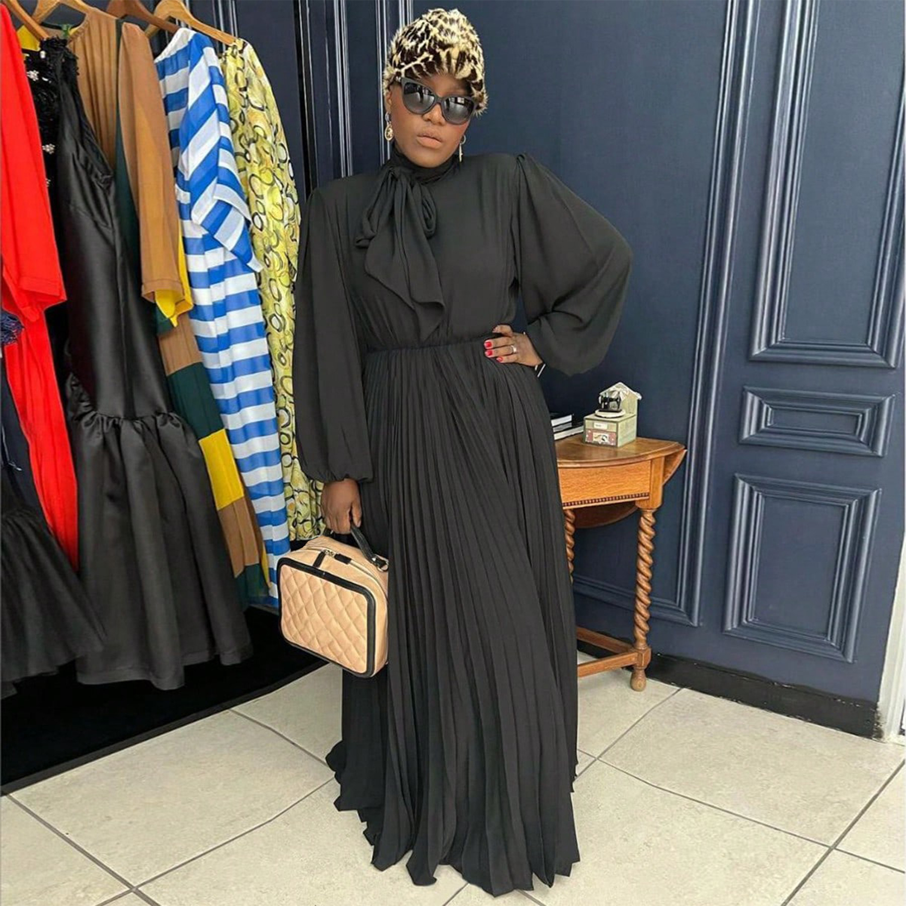 Women Long Sleeve Pleated Black Dress