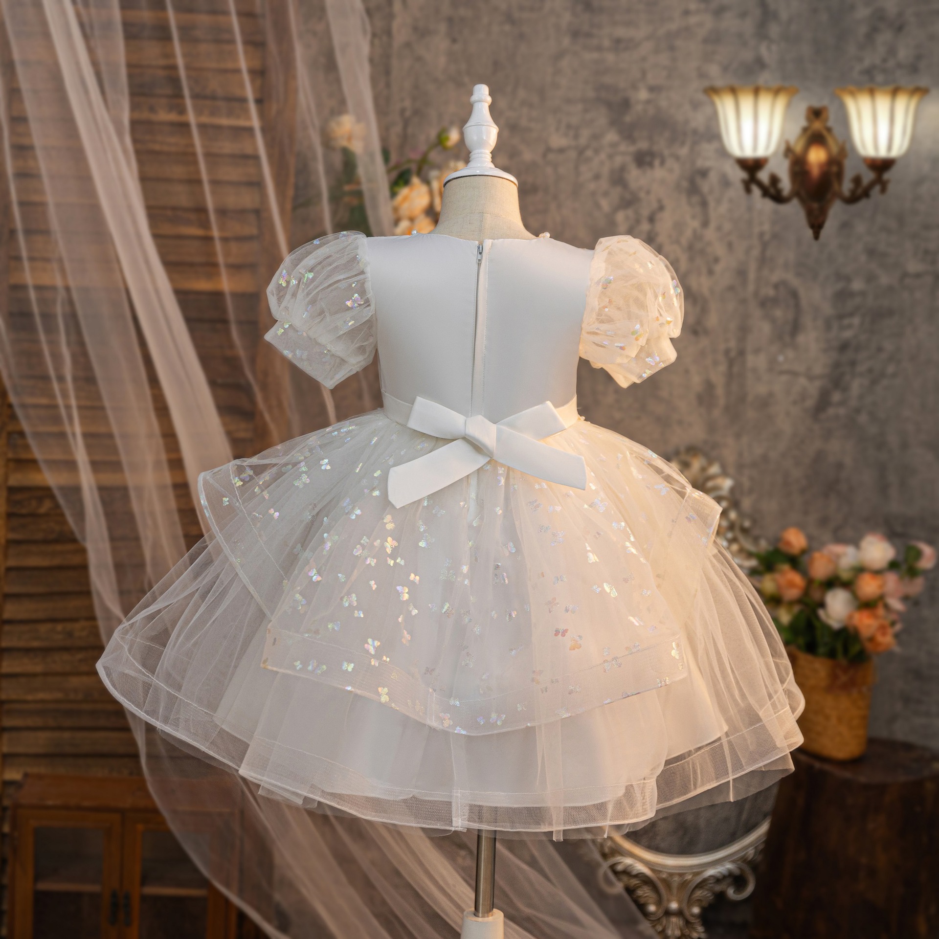 Flower Girl's Pink Ruffled Wedding Dress Puff Sleeves Princess Dress