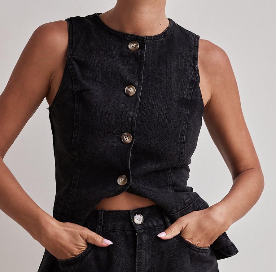 Spring/Summer Fashion Sleeveless Slim Waist Vest High-Waist Loose Denim Shorts Set