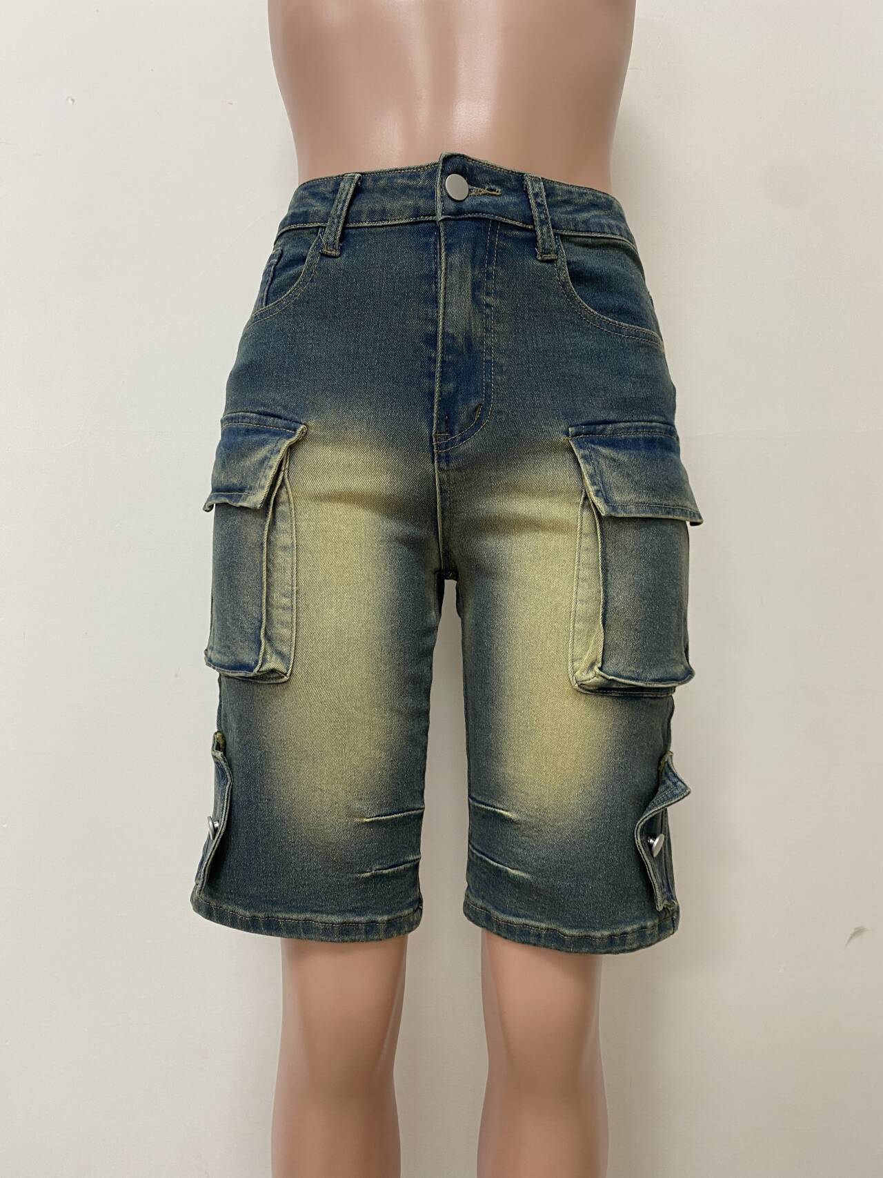 Women's Summer Casual Loose Pocket Denim Shorts