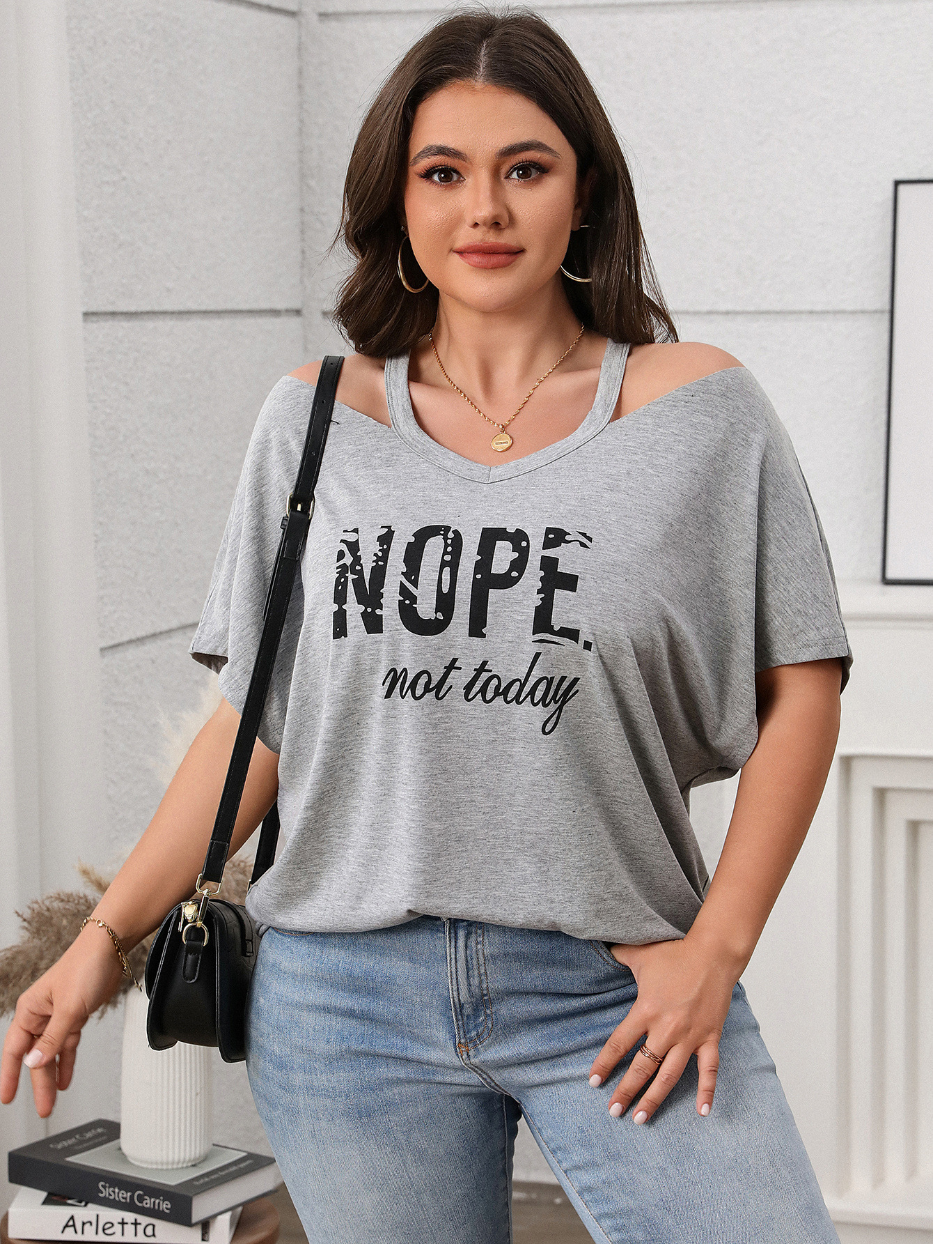 Spring Casual Plus Size Women's Short-Sleeve Off-Shoulder Top