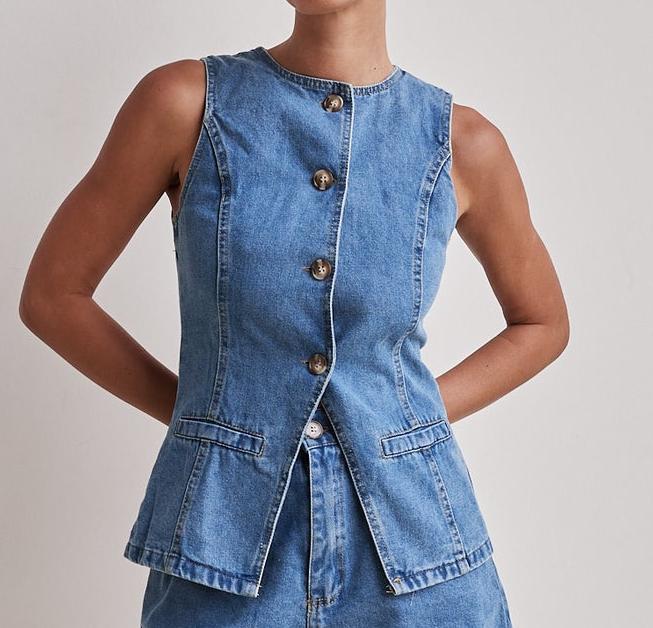 Spring/Summer Fashion Sleeveless Slim Waist Vest High-Waist Loose Denim Shorts Set