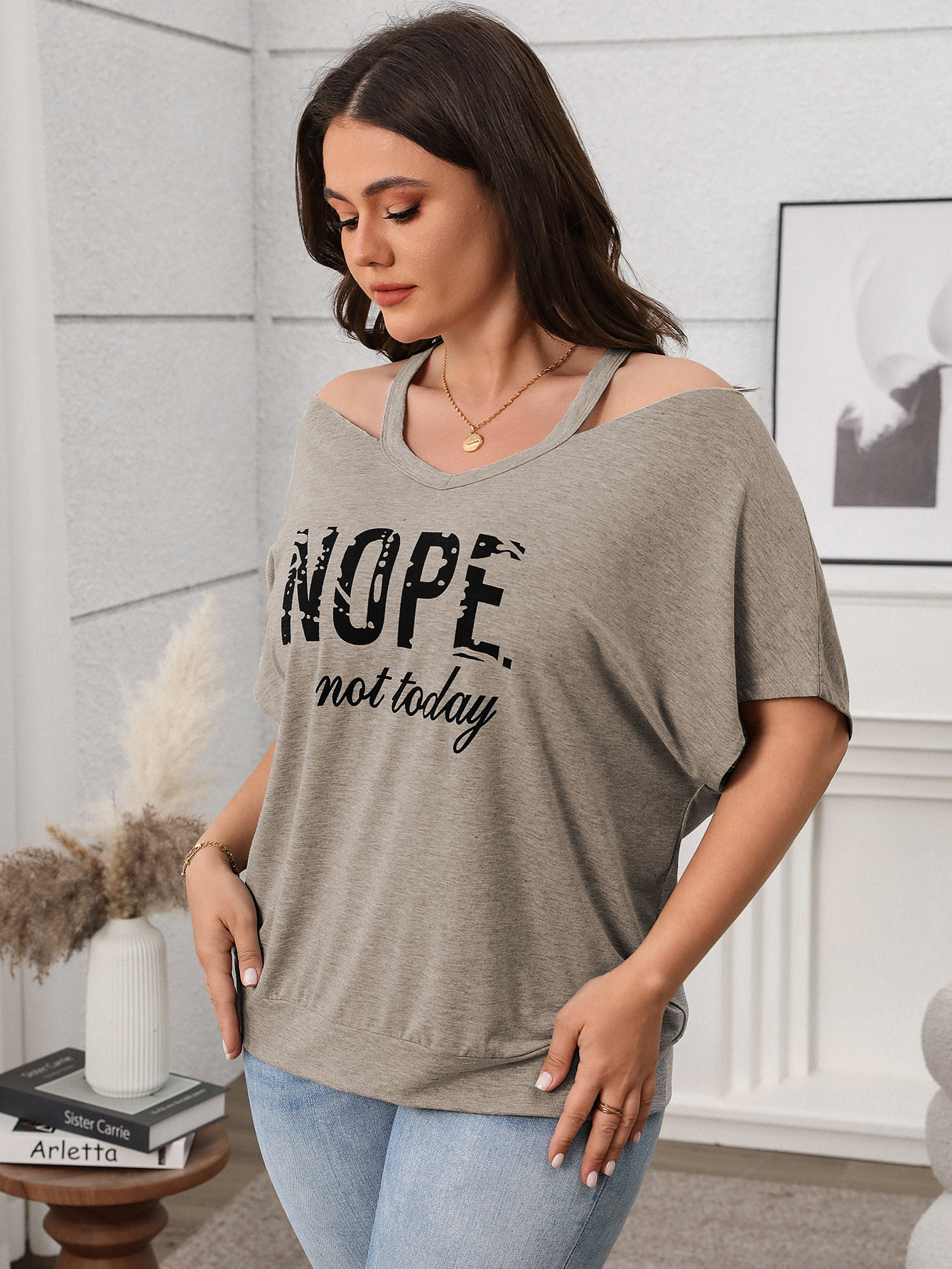 Spring Casual Plus Size Women's Short-Sleeve Off-Shoulder Top