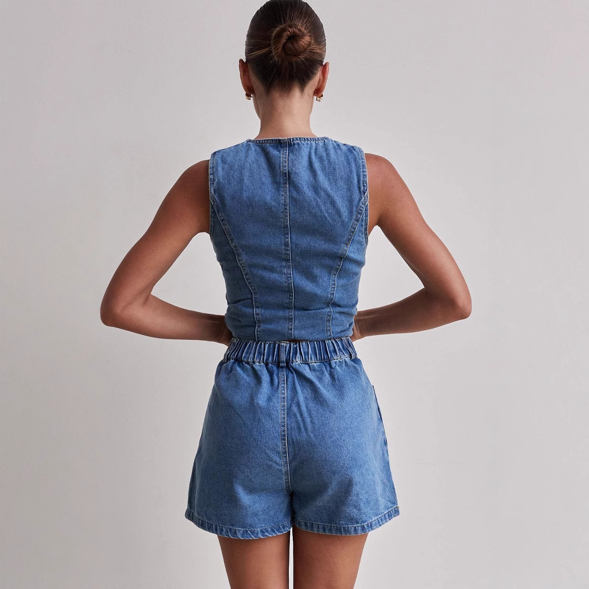 Spring/Summer Fashion Sleeveless Slim Waist Vest High-Waist Loose Denim Shorts Set