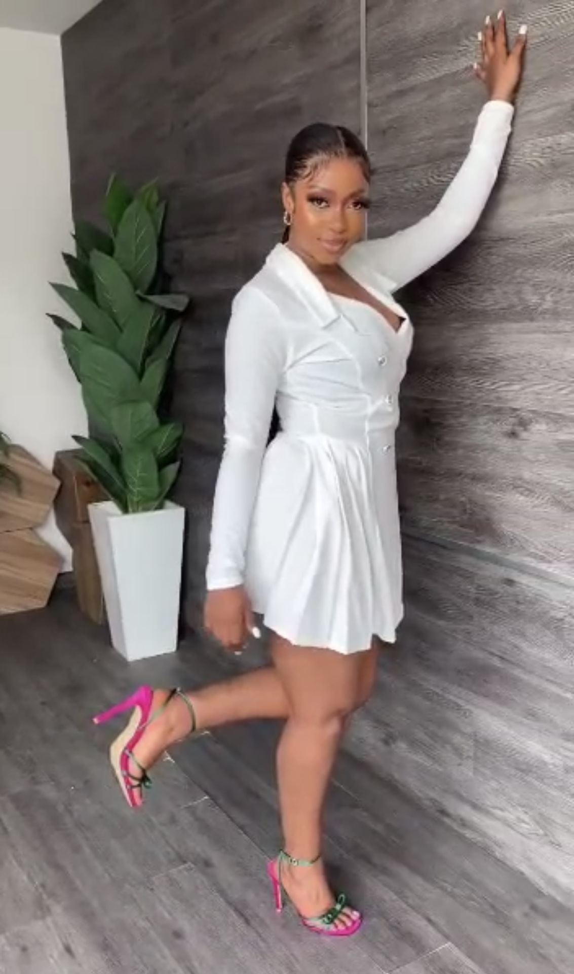 Solid Color Turndown Collar Long-Sleeve Blazer Dress