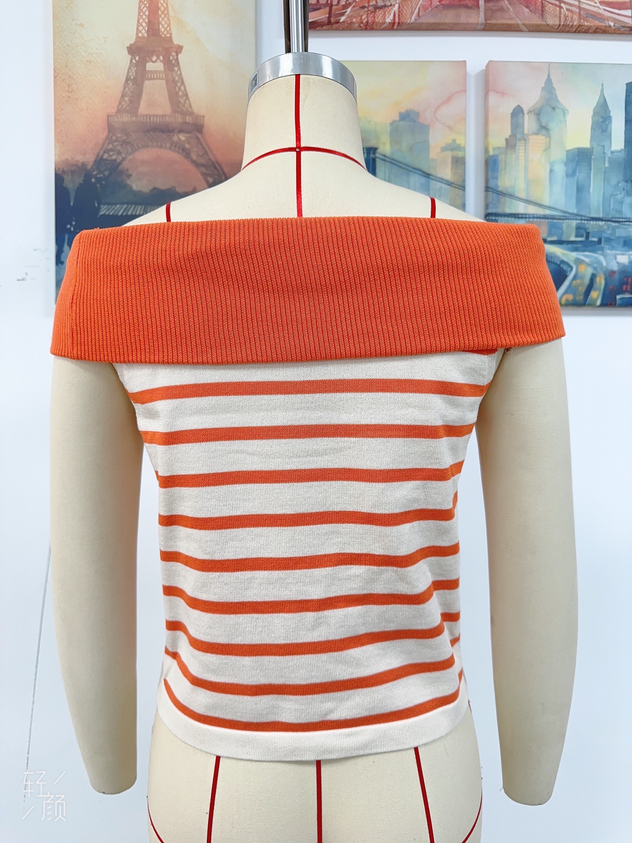 Spring/Summer Women's Fashion Long-Sleeve Striped Off-Shoulder Knit Top