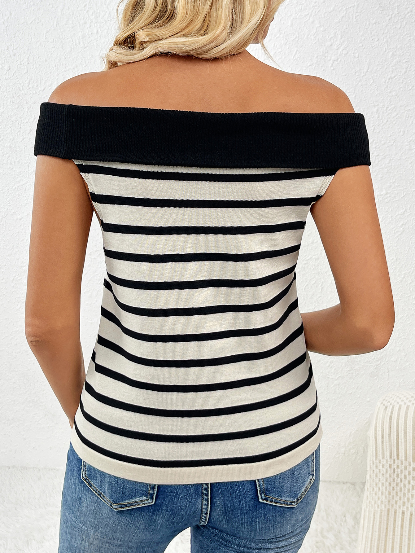 Spring/Summer Women's Fashion Long-Sleeve Striped Off-Shoulder Knit Top