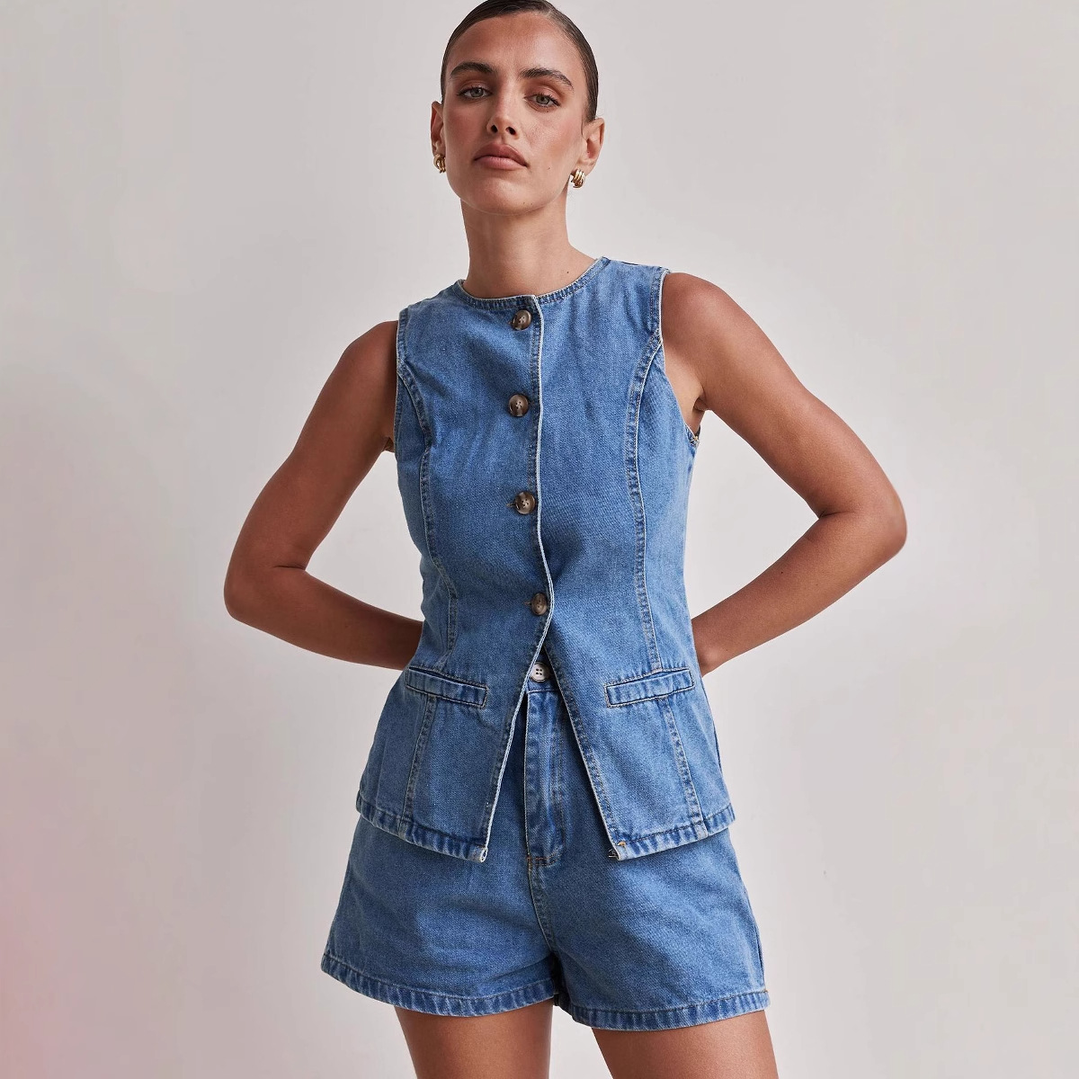 Spring/Summer Fashion Sleeveless Slim Waist Vest High-Waist Loose Denim Shorts Set