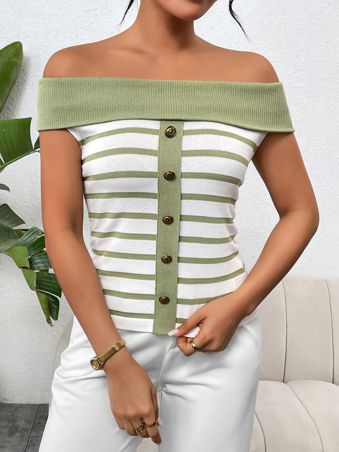 Spring/Summer Women's Fashion Long-Sleeve Striped Off-Shoulder Knit Top